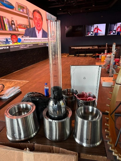 88oz Drink Dispenser for Parties, Bottle Chillers, Misc. See Images