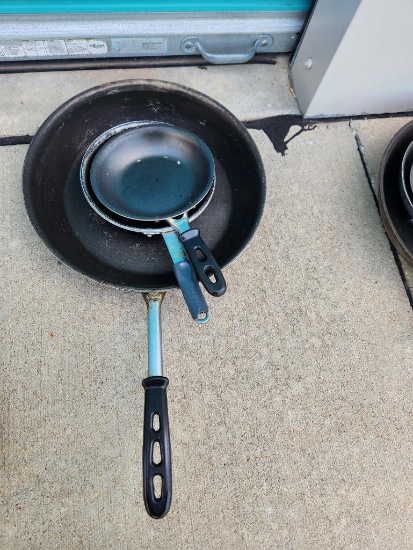 (3) Fry Pans, Vollrath 7in Fry Pan No. 69107, Eagleware SEW-1020 8in Fry Pan, Vollrath 14in Fry Pan