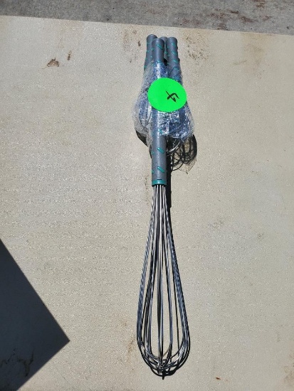 Set of 4 Whisks, Including One Large Whisk