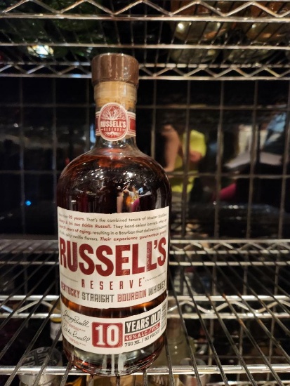 Russell's Reserve Bourbon Whiskey 750ml