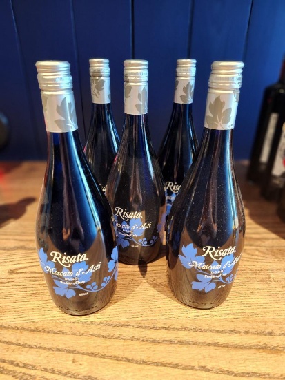 5 Bottles of Risata Moscato d'Asti 750ml