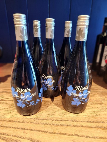 5 Bottles of Risata Moscato d'Asti 750ml