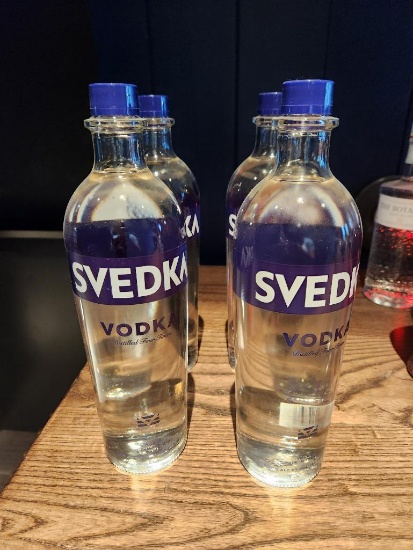 4 Bottles of Svedka - Vodka 1L
