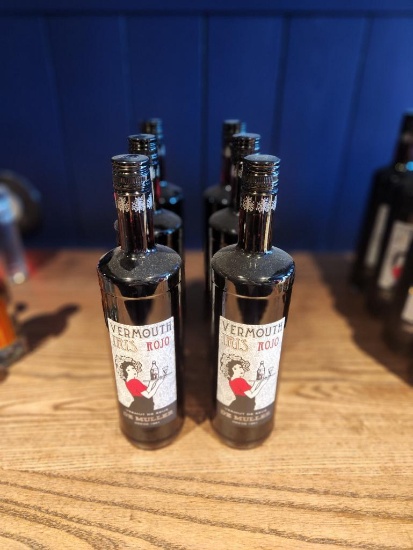 6 Bottles of Vermouth Iris Rojo 1L