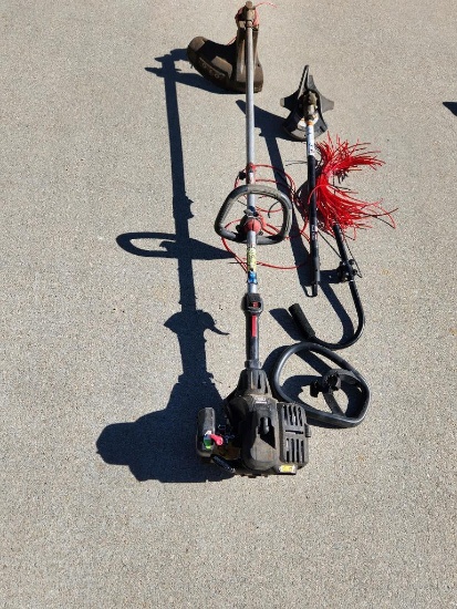 Craftsman Weedwhacker 27cc Gas Trimmer w/ Extra Parts