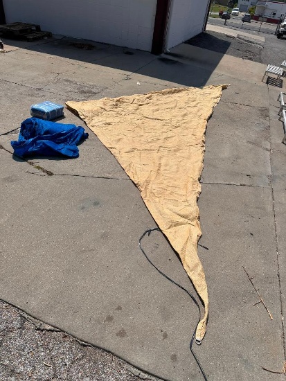 Lot of 3 Sun Shade Sails, 1 New, 28ft x 28ft x 28ft