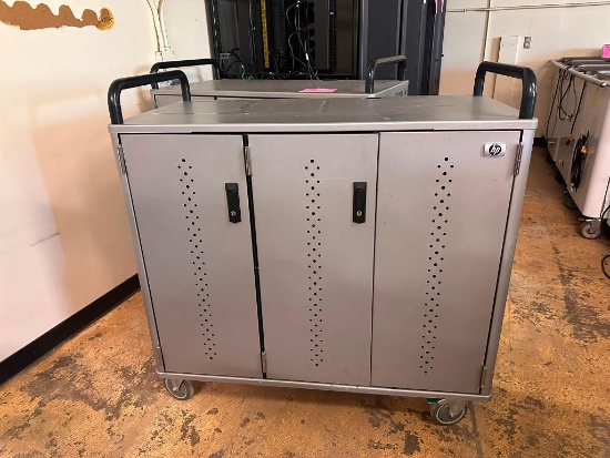 HP Model A307-15 Mobile Laptop / Tablet Charging Cart