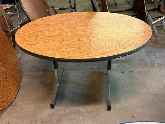 48in Round Adjustable Height Work Table w/ Laminate Top Wood Grain Design
