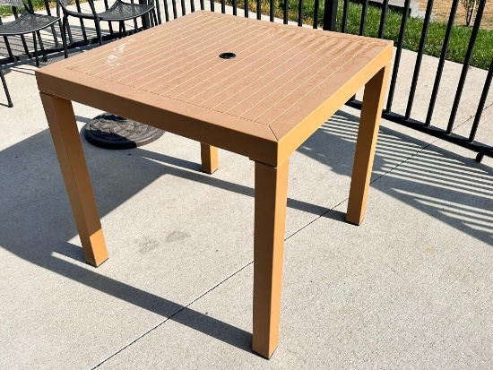 Outdoor Patio Table, HD Plastic, 31-1/2in Square, 30in H w/ Center Hole for Umbrella, Includes