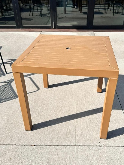 Outdoor Patio Table, HD Plastic, 31-1/2in Square, 30in H w/ Center Hole for Umbrella, Includes