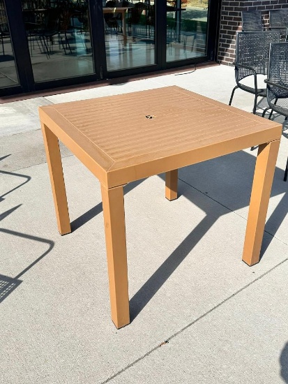 Outdoor Patio Table, HD Plastic, 31-1/2in Square, 30in H w/ Center Hole for Umbrella, Includes