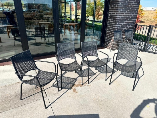 Lot of 4, Outdoor Patio Chairs, Contemporary Design, Metal Frame, Sold 4x$