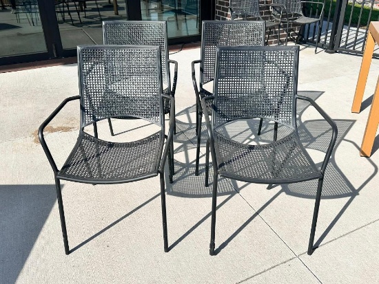 Lot of 4, Outdoor Patio Chairs, Contemporary Design, Metal Frame, Sold 4x$