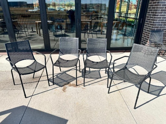 Lot of 4, Outdoor Patio Chairs, Contemporary Design, Metal Frame, Sold 4x$