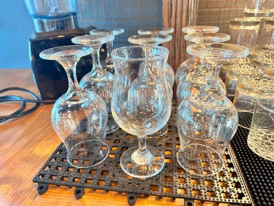 (9) Tulip Beer Glasses