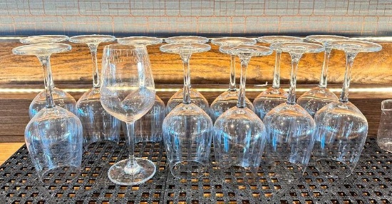 (13) Red Wine Glasses, Stemmed