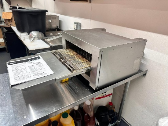 Vollrath Model JB3H Commercial 40in Conveyor Sandwich Oven, 240v, 1ph
