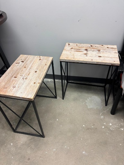 Lot of 2 Matching Tables 15" x 24" x 27"