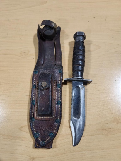 Camillus N.Y. 3-1967 Vietnam Era Fighting Knives Pilot/Survival Knife & Sheath