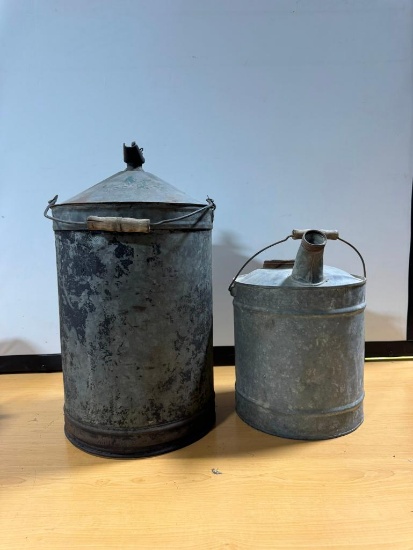 Pair of Vintage Oil Cans, CB&Q Railroad