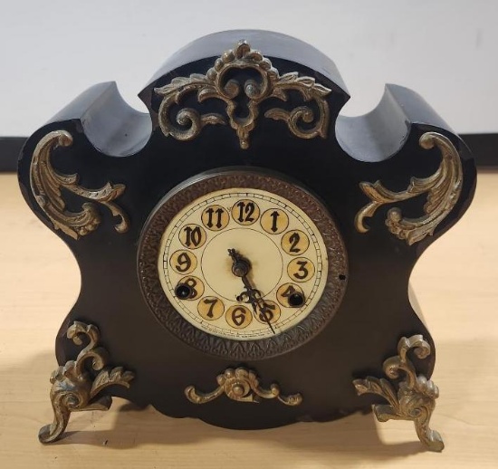 New Haven Cast Iron Key Wind Mantle Clock w/ Key