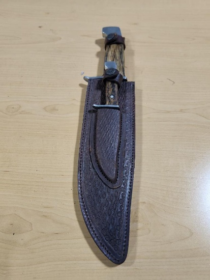 Pakistan TR71 Surgical Steel Two-Knife & Sheath Set