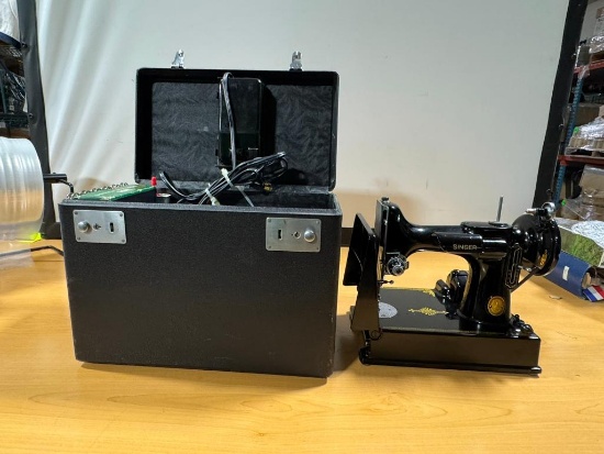 Singer Featherweight Sewing Machine