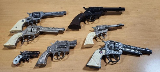 Seven Vintage Cap Guns, Hubleys, Davy Crockett, Stallion 38, Others