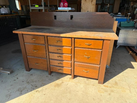 Shop-Made 11-Drawer Workbench Cabinet