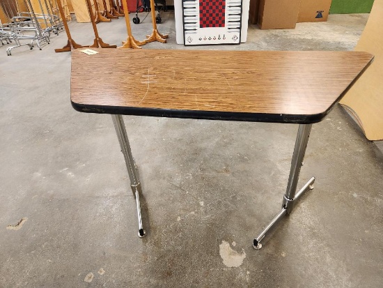 Lot of 5, Four Sided Work Tables, 2 Styles, Wood Grain and Speckled Formica Tops