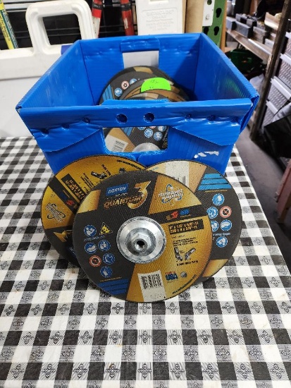 Lot of 13, Norton Quantum3 Steel Cutting/Grinding Wheels 9in x 1/8in x 5/8in-11, Made in USA