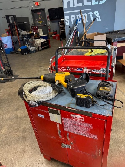 Used Cordless Dewalt Pressure Washer