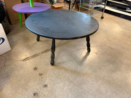 Short Round Black Table