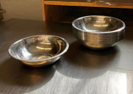 Lot of 24, Stainless Steel Mixing Bowls, 8in Diameter