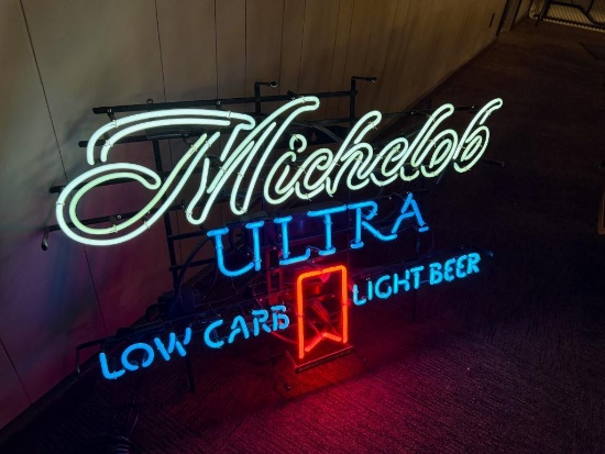 Michelob Ultra Neon Beer Sign