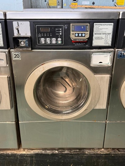 Alliance SFNWCFSG112TN11 - 18lb Commercial Front Load Washer