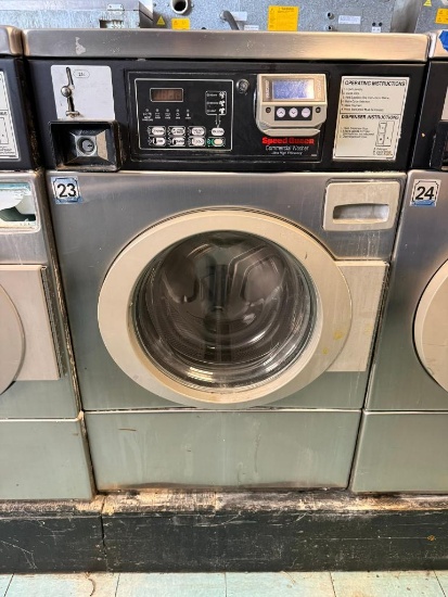 Alliance SFNWCFSG112TN11 - 18lb Commercial Front Load Washer (Front Door Locked Shut)