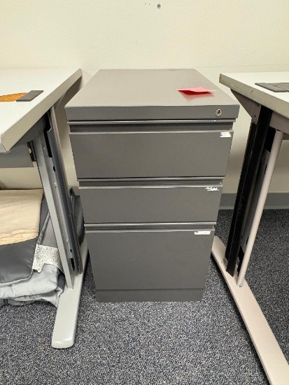 3-Drawer Metal File Cabinet 15" W x 22" L x 28"