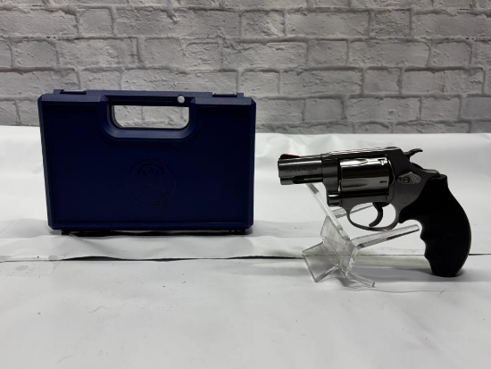 Smith & Wesson Model 60 .357 Cal Magnum SN: CCN1048