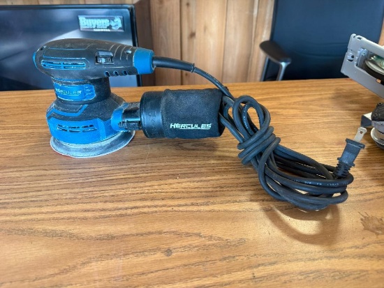 Hercules HE011 5in Random Orbital Sander