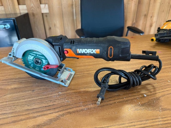 WORX 4-1/2in Circular Saw WorxSaw