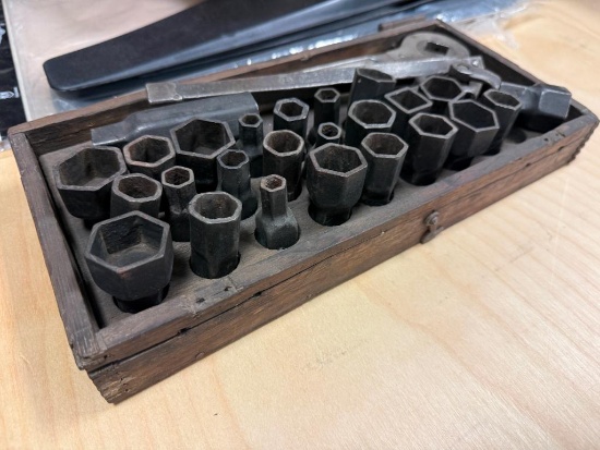 Antique Socket Set