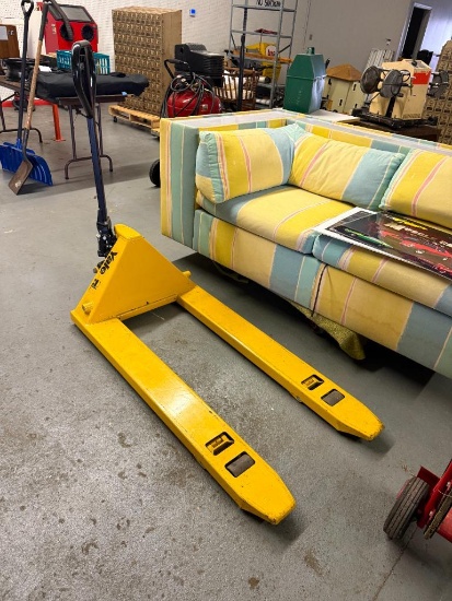 Yale Pallet Jack