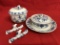 Meissen Blue Onion: 2 Covered Dishes and 2 Knife Rests
