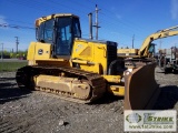 BULLDOZER, 2006 JOHN DEERE 750 LGP, EROPS, 6 WAY BLADE, WINCH