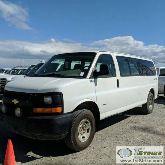 2009 CHEVROLET EXPRESS VAN 3500, 6.6L DIESEL, QUIGLEY 4X4, 9-PASSENGER. UNKNOWN MECHANICAL PROBLEMS.