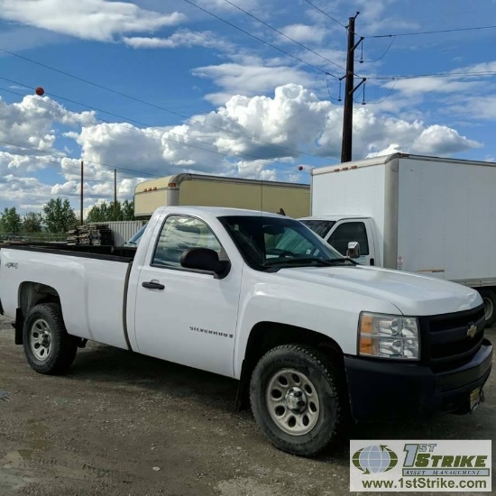 2007 CHEVROLET SILVERADO 1500, 4.8L GAS, 4X4, STANDARD CAB, LONG BED