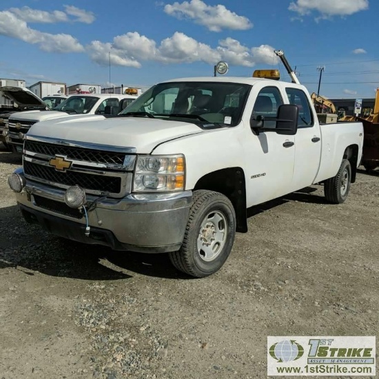 2012 CHEVROLET SILVERADO 2500HD LS, 6.6L DURAMAX DIESEL, 4X4, CREW CAB, LONG BED. WEBASTO