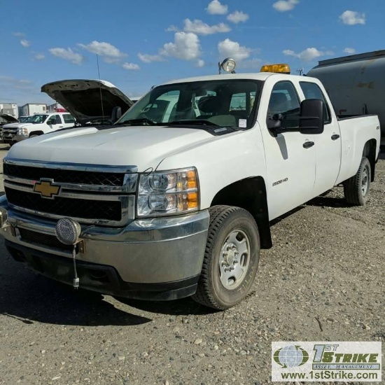 2012 CHEVROLET SILVERADO 2500HD LS, 6.6L DURAMAX DIESEL, 4X4, CREW CAB, LONG BED. WEBASTO