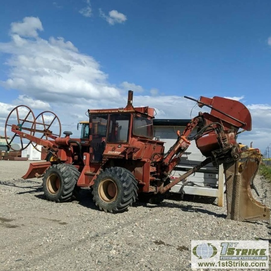 TRENCHER, DITCH WITCH R100JD, 4CYL DIESEL ENGINE, WITH P110 TRENCHER